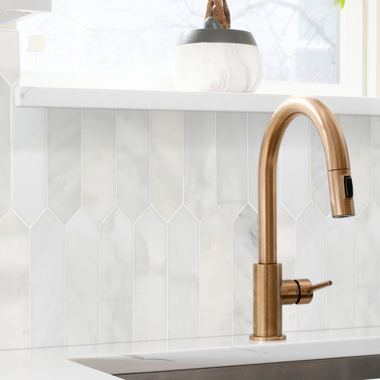 Arabescato Carrara White and Gray Marble Mosaic Tile