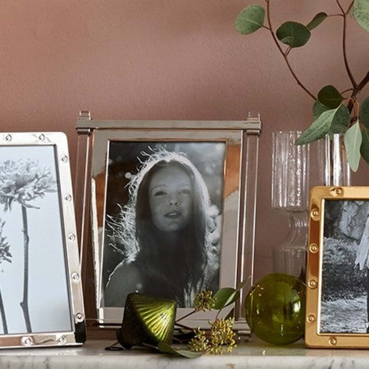 8x10 Silver Acrylic Floating Tabletop Picture Frame