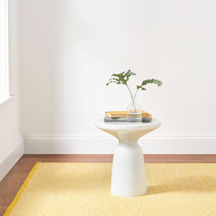 Yellow and Ivory Geometric Handwoven Reversible Rug 5' x 8'