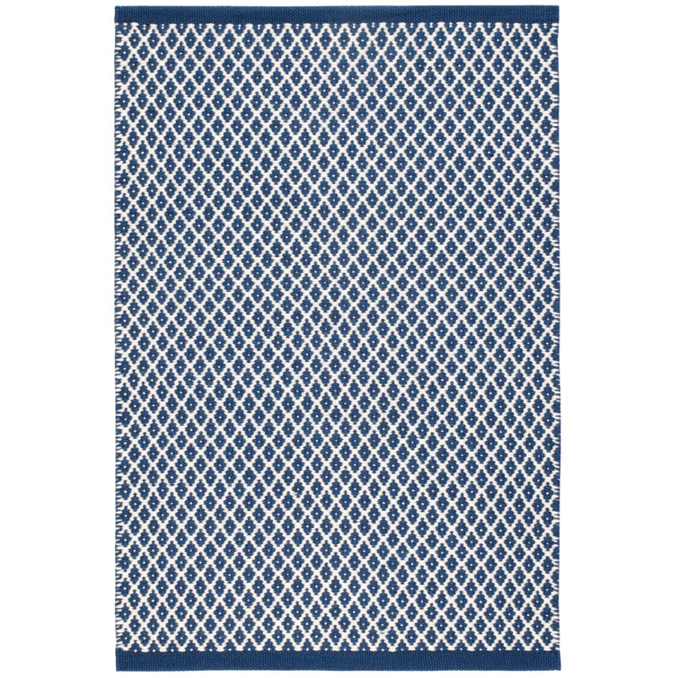 Ivory and Navy Geometric Handwoven Rectangular Rug 2' x 3'