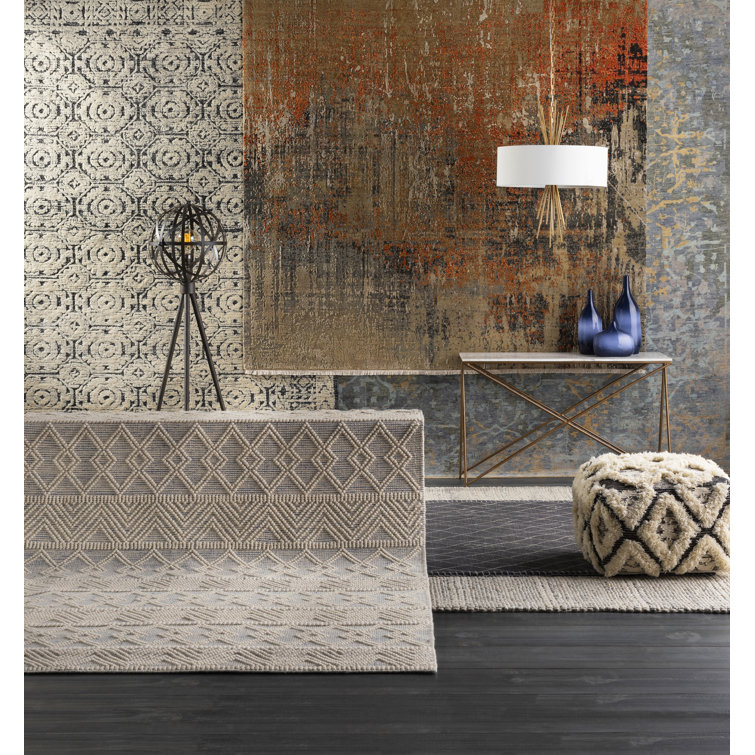 Antigo Gray and Cream Wool Bohemian Area Rug 8' x 10'