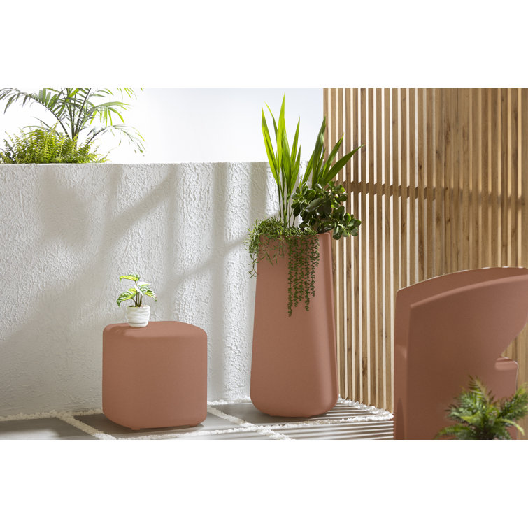 Dalya Large Orange Weather-Resistant Pot Planter