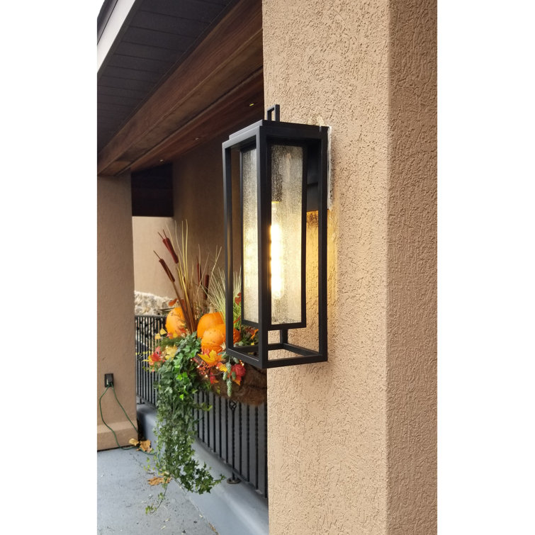 Seaside Lodge Black Outdoor Wall Lantern with Clear Seedy Glass