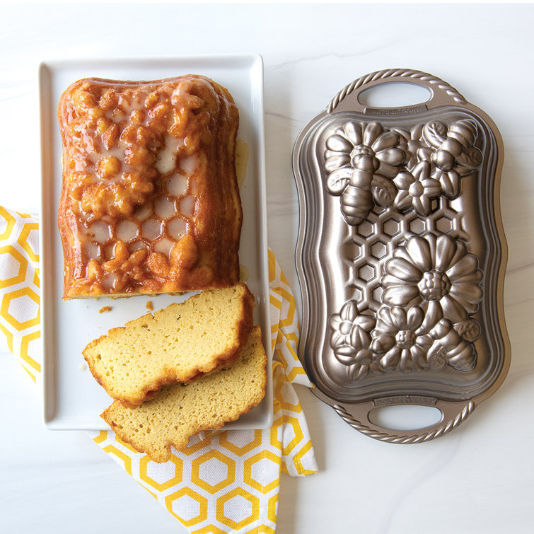 Gold Honeycomb Non-stick Aluminum Loaf Pan