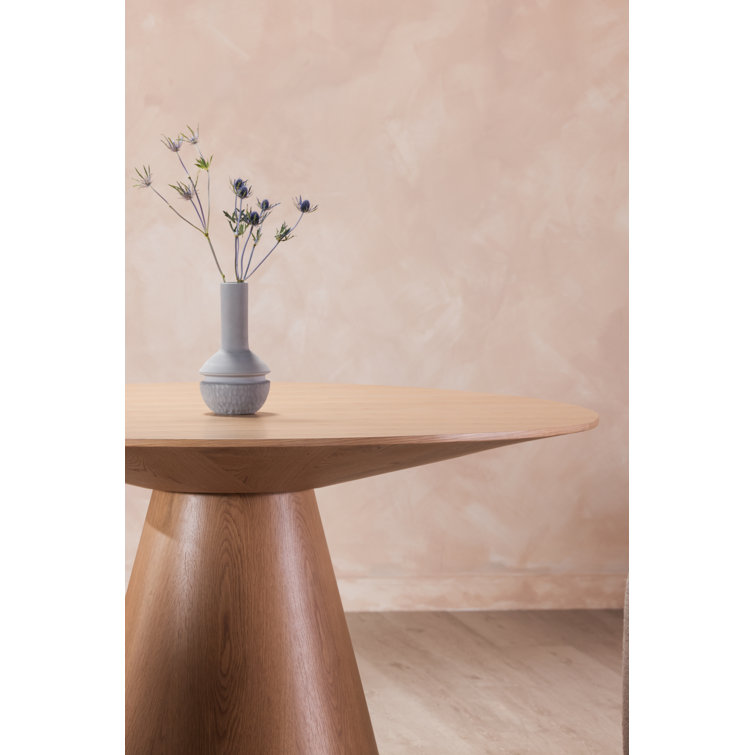 Oak Round Pedestal Dining Table with Gloss Finish