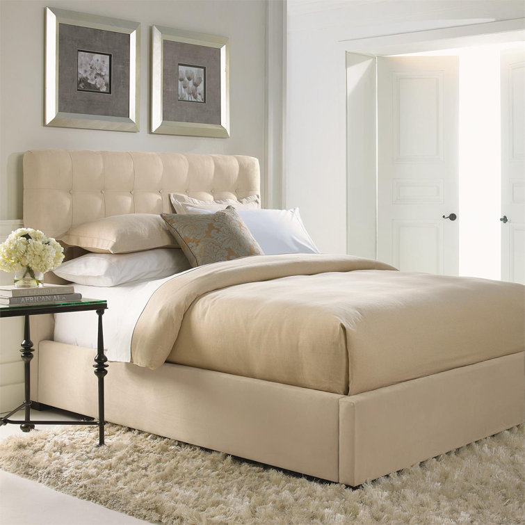 Cream King Upholstered Bed with Tufted Headboard and Nailhead Trim