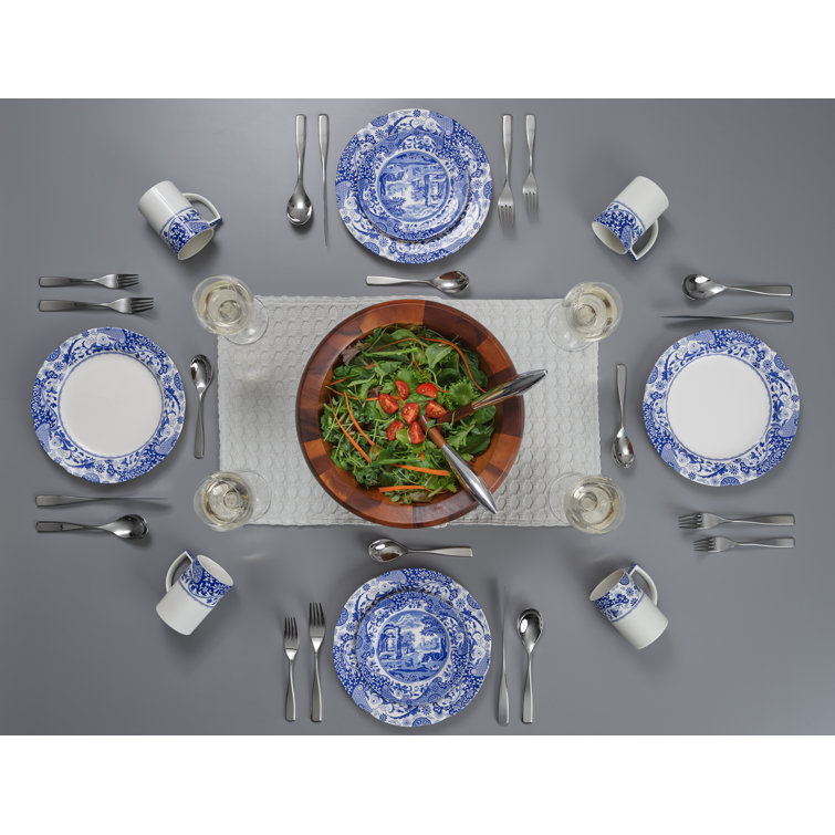 Blue and White Porcelain Floral Motif Dinnerware Set, Service for 4