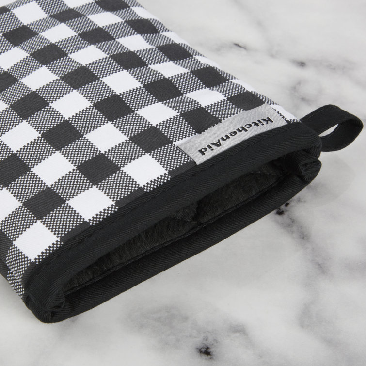 Onyx Black and White Gingham Cotton Oven Mitt Set, 7" x 13", 2-Piece