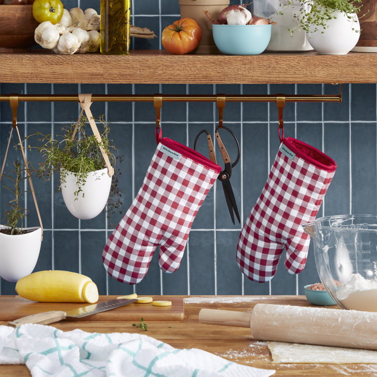 Passion Red Gingham Cotton Oven Mitt 2-Pack Set
