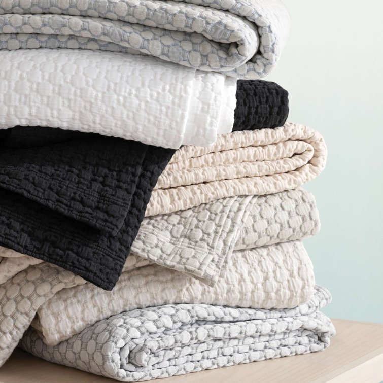 Portuguese Cotton King Coverlet in Crisp White
