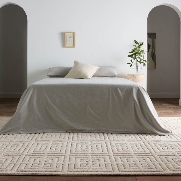 Cream Geometric Chenille Rectangular Area Rug 7'9" x 10'