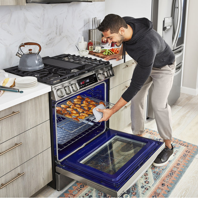 LG 30" Stainless Steel Gas Range with Convection and Air Fry
