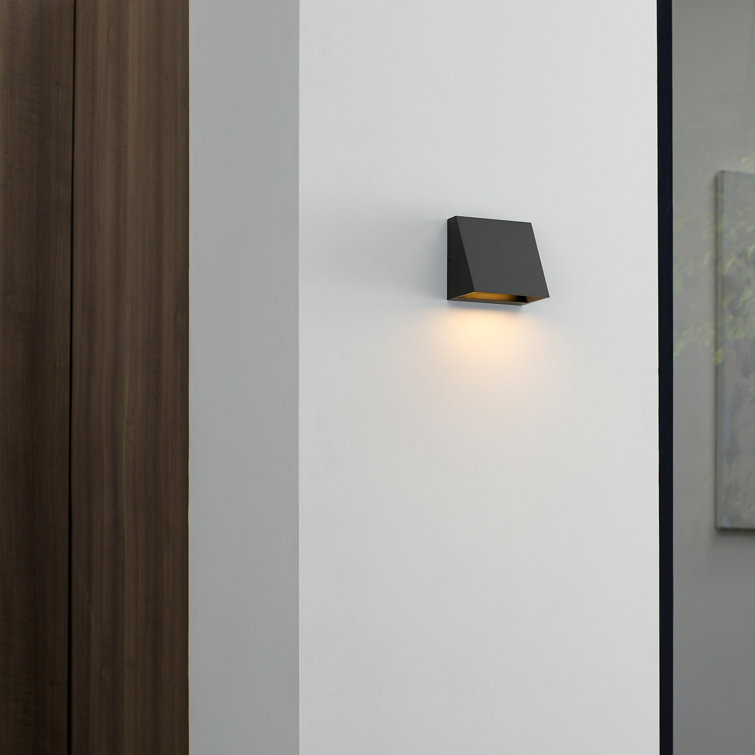 Silver Aluminum Dimmable LED Outdoor Wall Mount Light