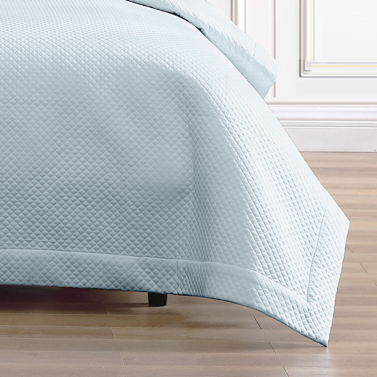 King White Cotton Reversible Diamond Quilted Coverlet Set