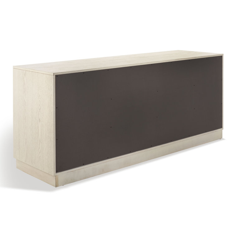 Deirdra Whitewashed Oak 6-Drawer Dresser with Sleek Handles