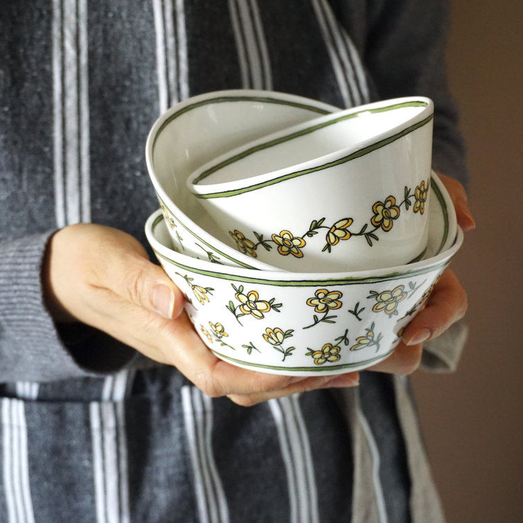 Daisy Chain Floral Ceramic Dessert Bowl