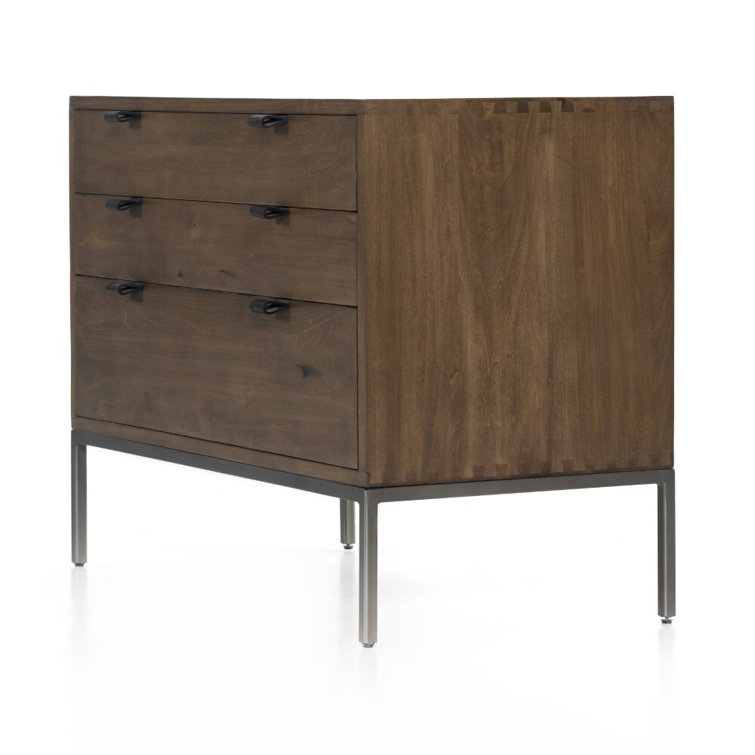 Auburn Poplar 3-Drawer Contemporary Dresser