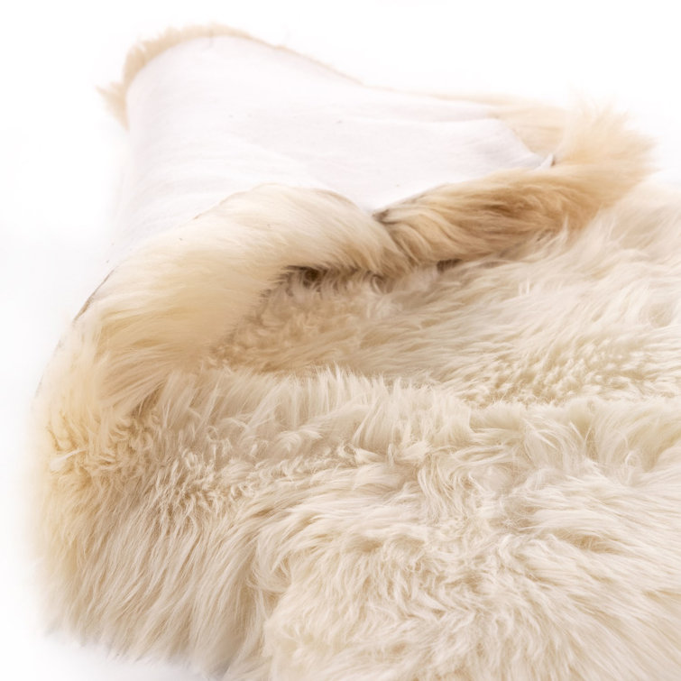 Luxurious Vale Ombre Sheepskin Throw in Beige - 32"x16"