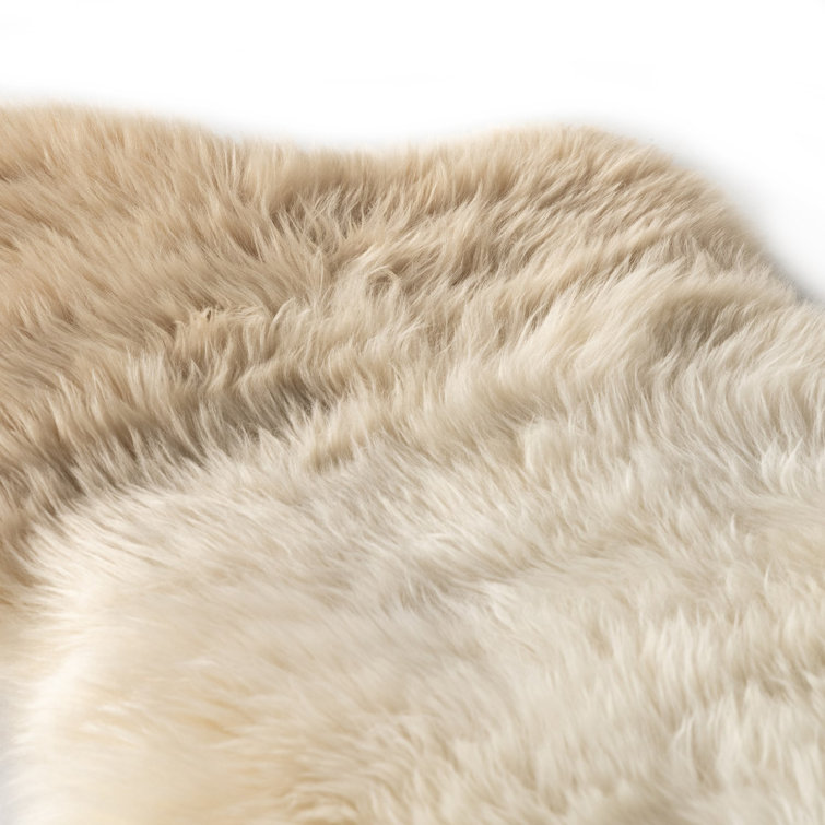 Luxurious Vale Ombre Sheepskin Throw in Beige - 32"x16"