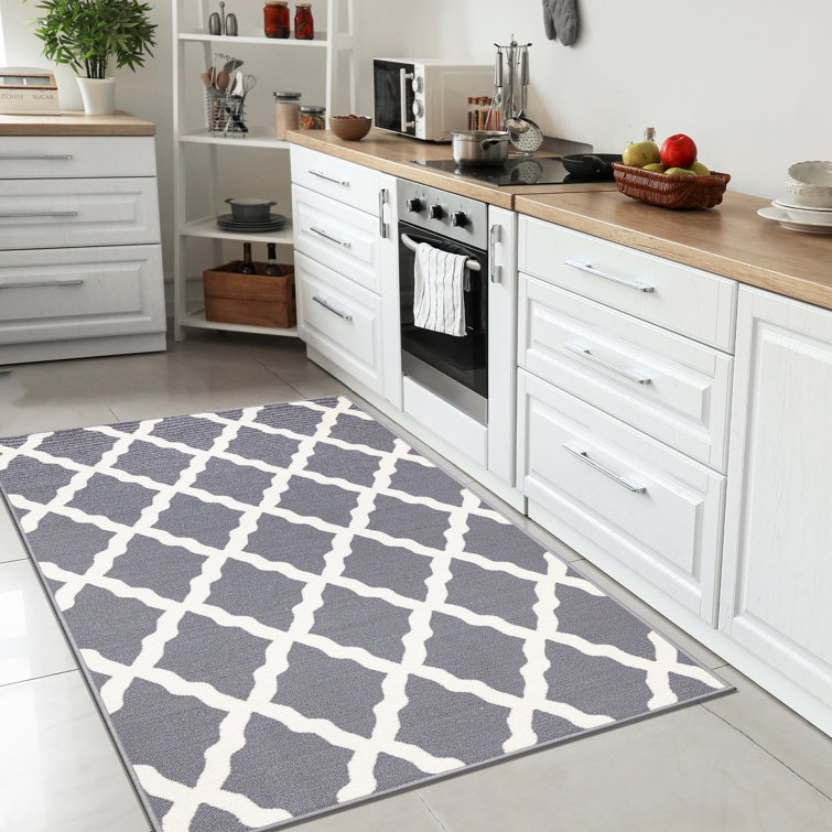 Gray and White Washable Non-Slip Trellis Area Rug
