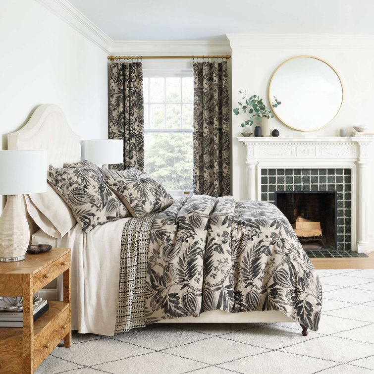 Antigua Full/Queen Linen Duvet Cover in Black and Beige