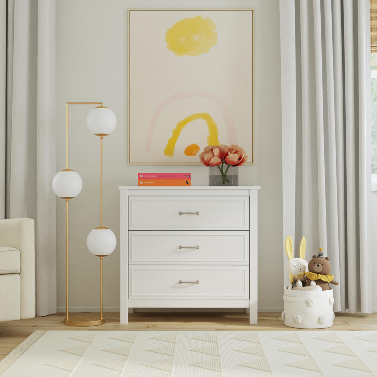 White Pinewood 3-Drawer Nursery Dresser