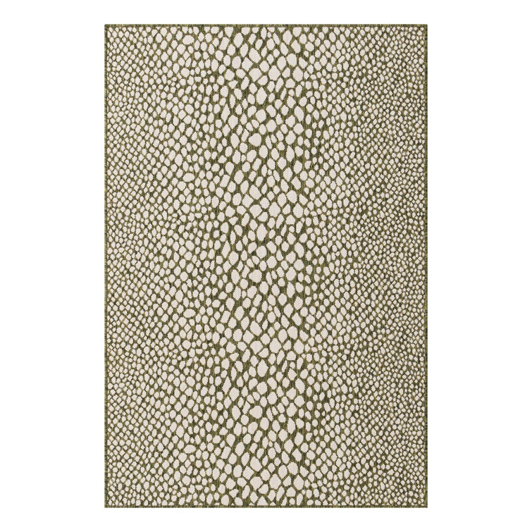 Green Abstract 4' x 6' Easy-Care Outdoor Synthetic Rug