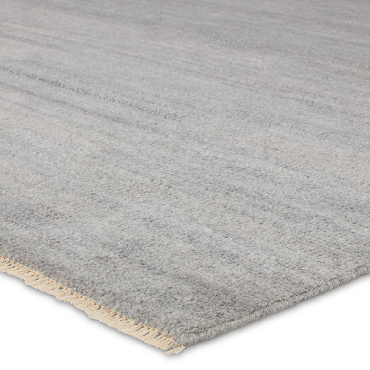 Hand-Knotted Gray Wool 6' x 9' Rectangular Rug