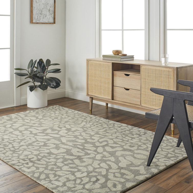 Handmade Gray and Beige Wool Rectangular Area Rug