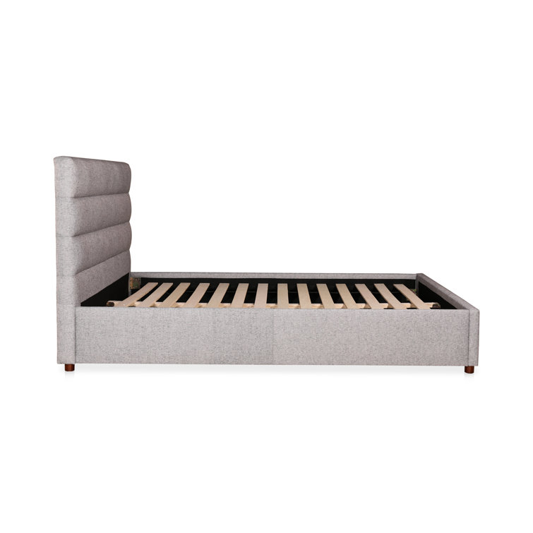 Transitional Gray Velvet Tufted Queen Platform Bed with Pine Frame