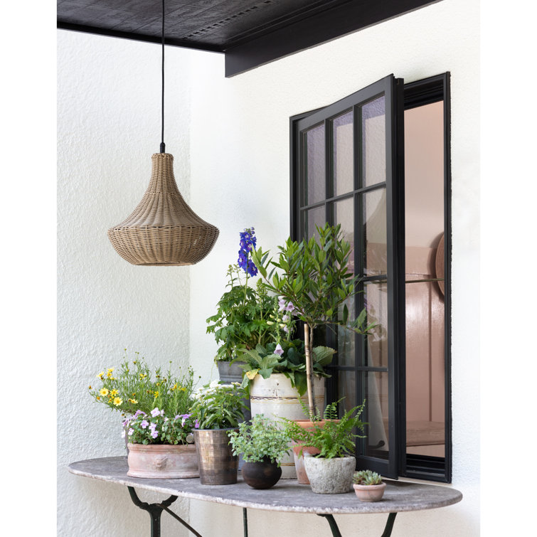Vista 17" White Outdoor Chandelier with Empire Shape