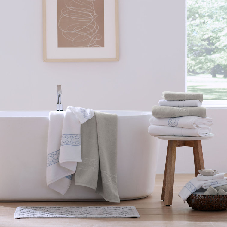 White Supima Cotton Geometric Jacquard Bath Towel Set