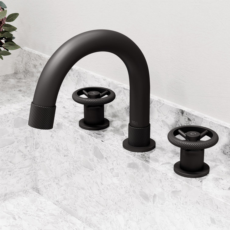 Matte Black Metal Transitional Widespread Bathroom Faucet