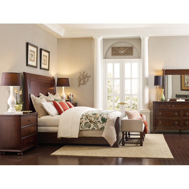 Charleston King Brown Wood Sleigh Bed with Headboard