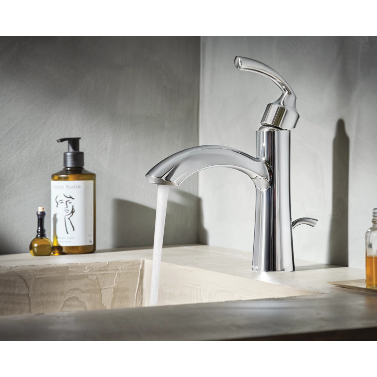 Chrome Single Handle Bathroom Faucet with Deckplate