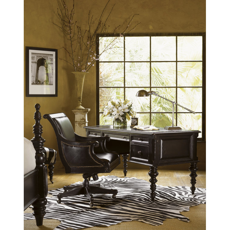 Kingstown Traditional Swivel Task Chair in Leather and Wood
