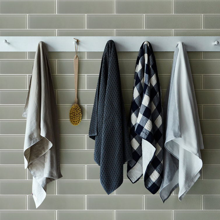 Soft Gray 3" x 12" Polished Glass Subway Tile
