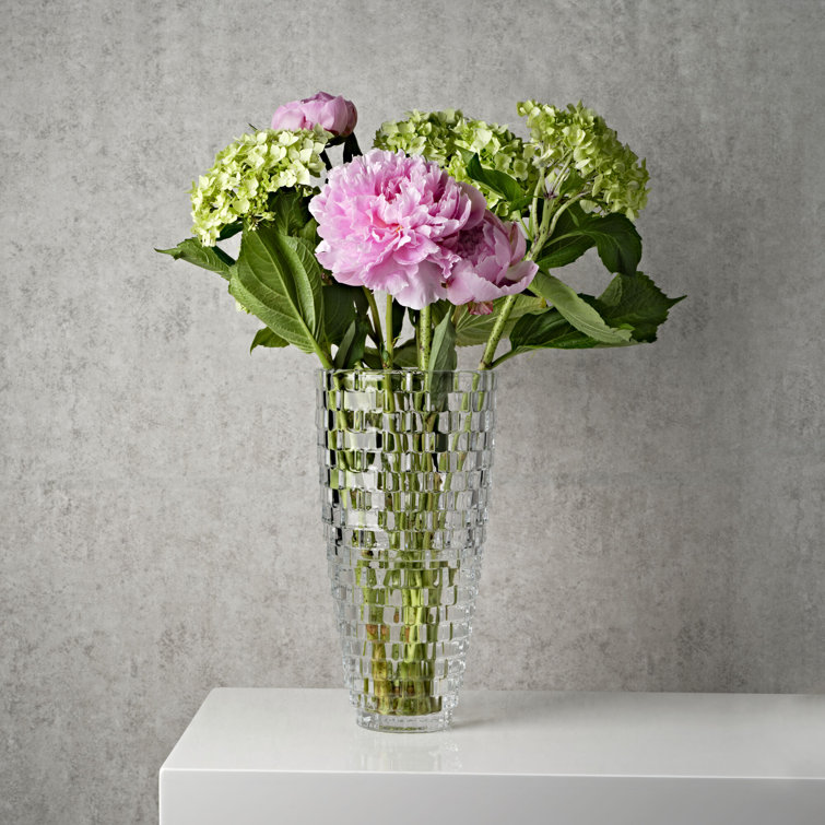 Elegant Crystal Bouquet Vase with Basket Weave Design