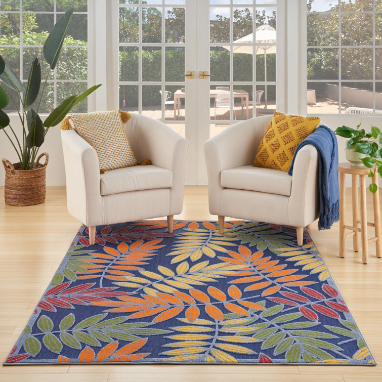 Isalia Floral Indoor / Outdoor Rug