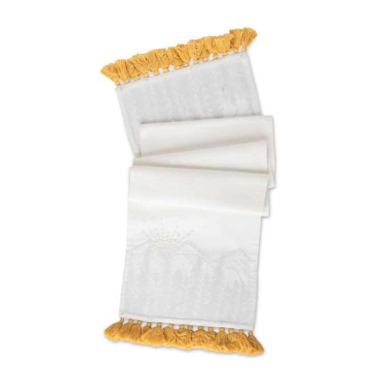 Mountain Sunrise Appliques Cotton Table Runner with Tassels