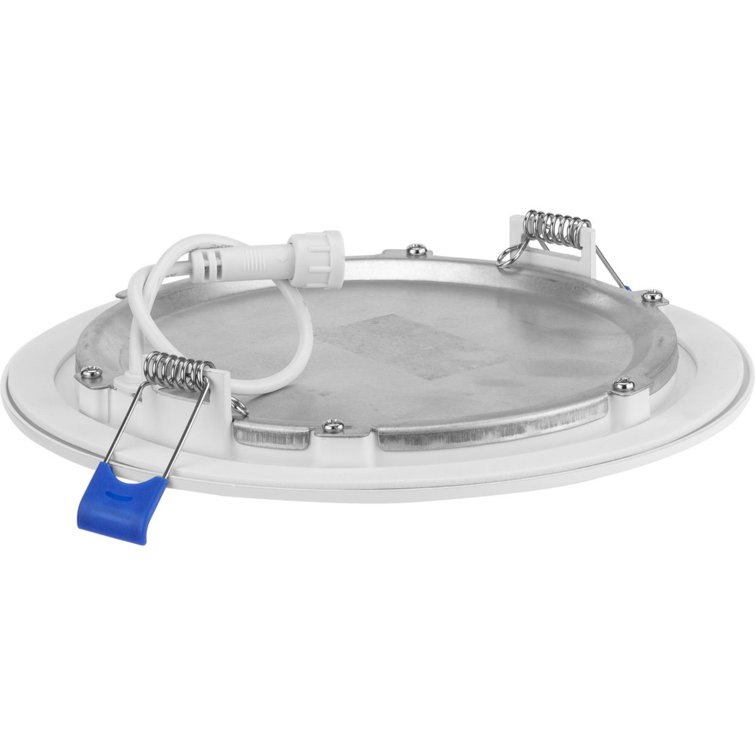 Everlume 7" White Aluminum LED Recessed Downlight Kit