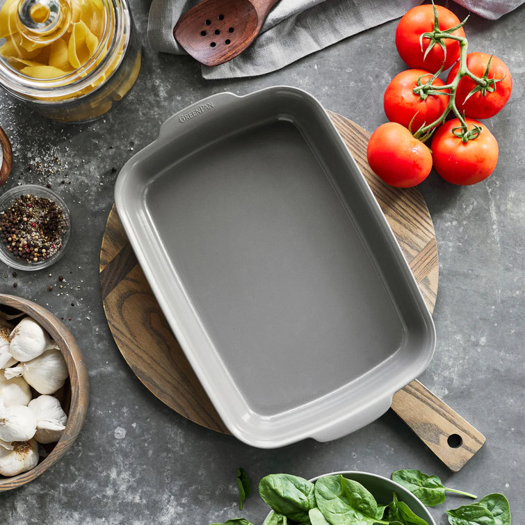 Gray Aluminum Nonstick Rectangular Baking Pan with Lid