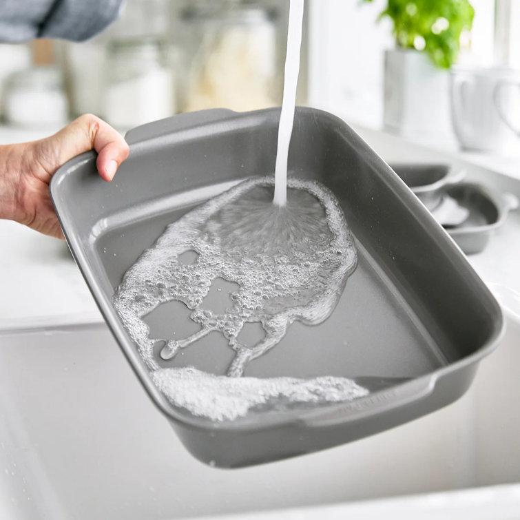 Gray Aluminum Nonstick Rectangular Baking Pan with Lid