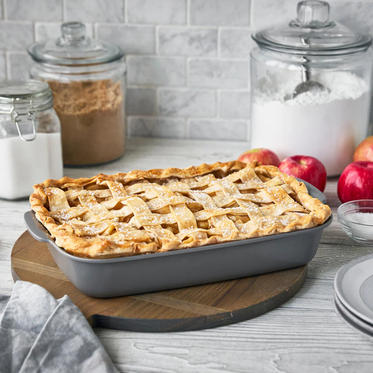 Gray Aluminum Nonstick Rectangular Baking Pan with Lid