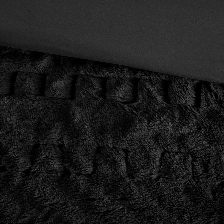 King Black Ruched Faux Fur Comforter Set
