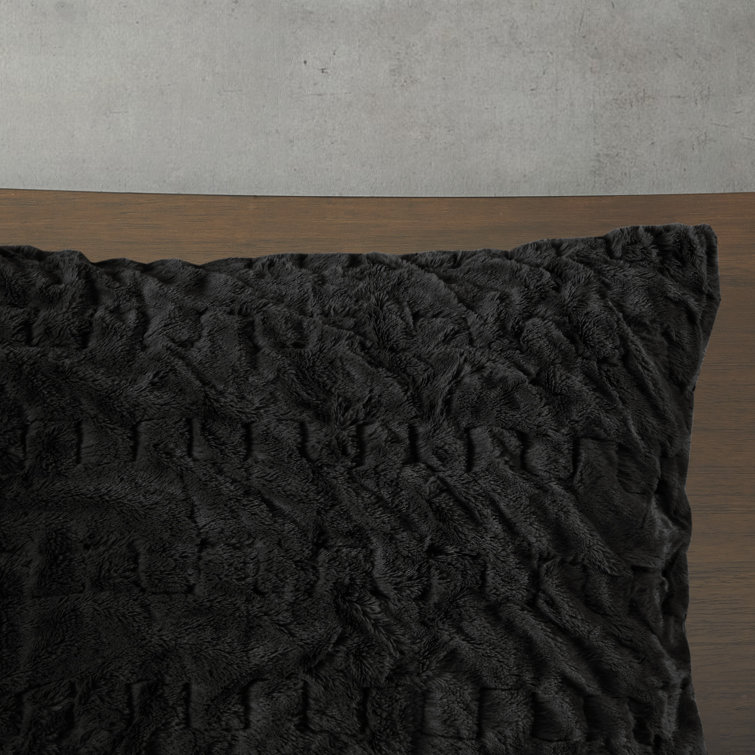 King Black Ruched Faux Fur Comforter Set