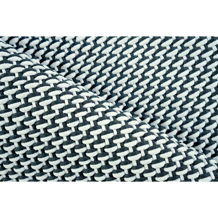 Handmade Rectangular White and Black Synthetic Indoor/Outdoor Rug