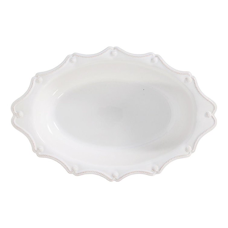 White Scalloped Ceramic 2-Piece Oval Casserole Dish Set