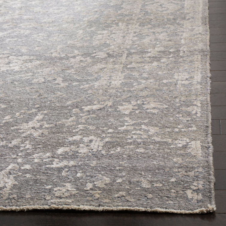 Gray Hand-Knotted Wool and Silk 6' x 9' Area Rug