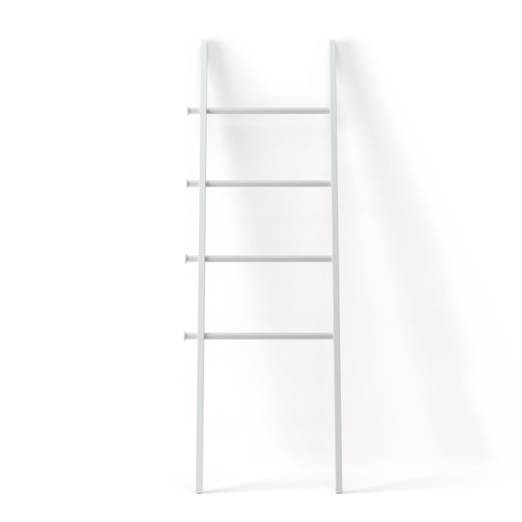 White Ash and Poplar Wood Blanket Ladder with Metal Bars